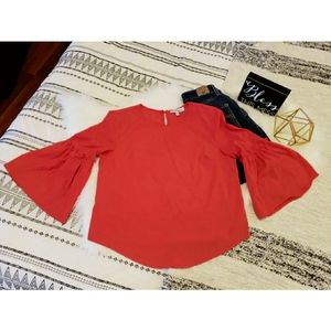 Red Quarter Length Flowy Top